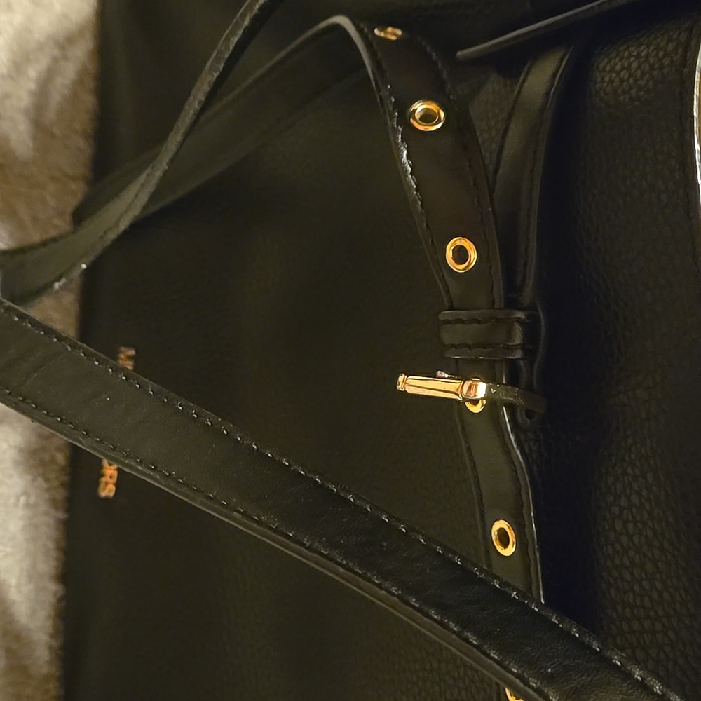 Michael Kors Black Leather Tote Bag - Picture 2 of 5